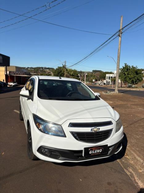 CHEVROLET Onix Hatch 1.4 4P FLEX LTZ, Foto 2