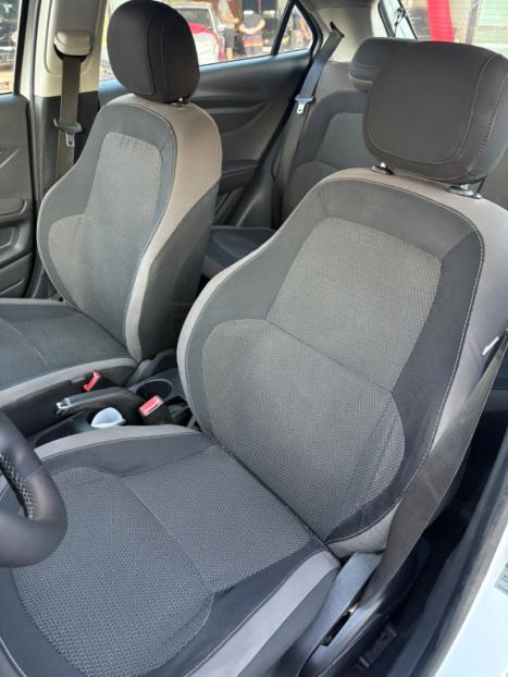 CHEVROLET Onix Hatch 1.4 4P FLEX LTZ, Foto 6