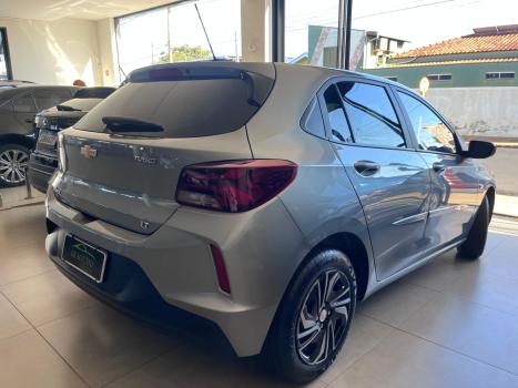 CHEVROLET Onix Hatch 1.0 12V 4P FLEX LT TURBO AUTOMTICO, Foto 10