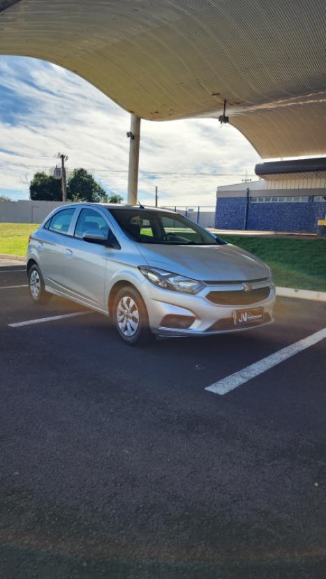 CHEVROLET Onix Hatch 1.0 4P FLEX LT, Foto 2