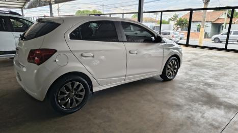 CHEVROLET Onix Hatch 1.0 4P FLEX JOY BLACK, Foto 4
