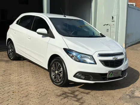 CHEVROLET Onix Hatch 1.4 4P FLEX LTZ, Foto 2