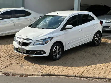 CHEVROLET Onix Hatch 1.4 4P FLEX LTZ, Foto 3