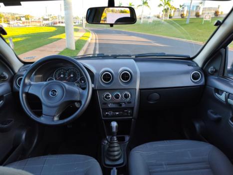 CHEVROLET Prisma 1.4 4P MAXX FLEX, Foto 2
