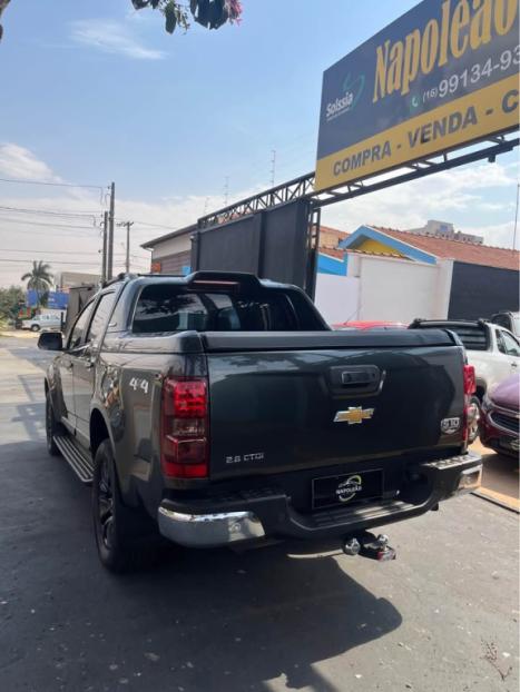 CHEVROLET S10 2.8 12V HIGH COUNTRY CABINE DUPLA 4X4 TURBO DIESEL AUTOMTICO, Foto 4