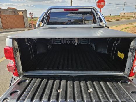 CHEVROLET S10 2.8 16V LTZ CABINE DUPLA 4X4 TURBO DIESEL AUTOMTICO, Foto 6