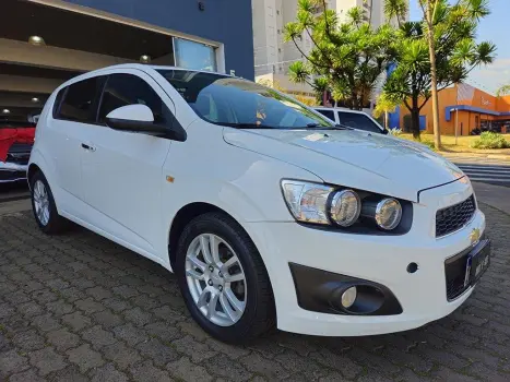 CHEVROLET Sonic Hatch 1.6 16V 4P LTZ FLEX AUTOMTICO, Foto 2