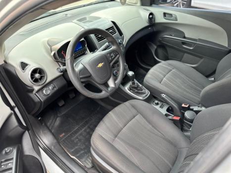 CHEVROLET Sonic Hatch 1.6 16V 4P LT FLEX, Foto 4