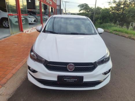 FIAT Cronos 1.3 4P FLEX, Foto 2