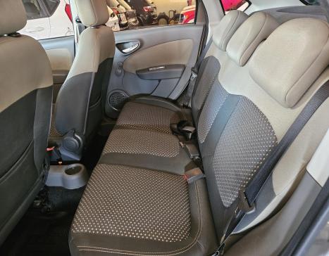 FIAT Grand Siena 1.6 16V 4P ESSENCE FLEX, Foto 6