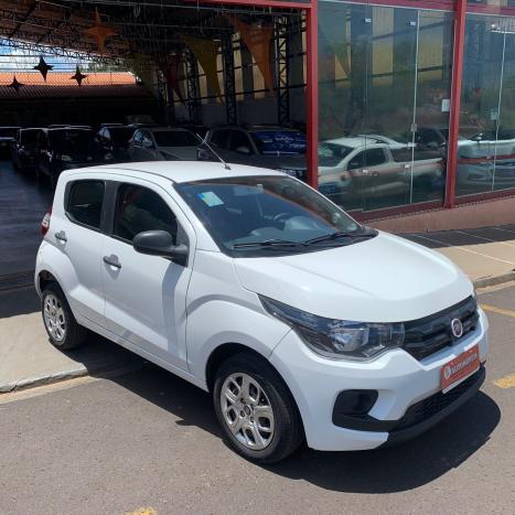 FIAT Mobi 1.0 4P FLEX DRIVE FIRE FLY, Foto 1