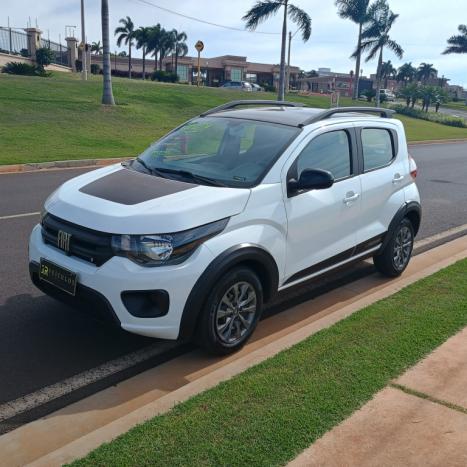 FIAT Mobi 1.0 4P FLEX EVO TREKKING, Foto 1