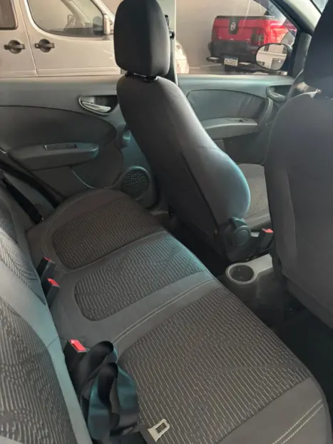 FIAT Palio 1.4 4P FLEX ATTRACTIVE, Foto 8