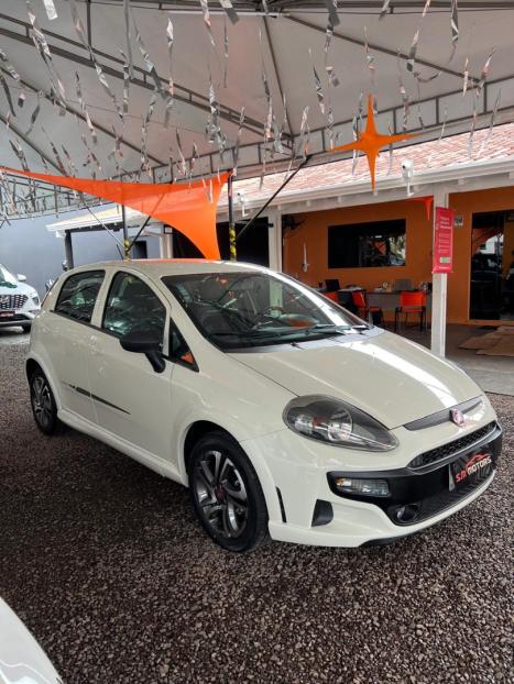 FIAT Punto 1.8 16V 4P BLACKMOTION FLEX, Foto 2