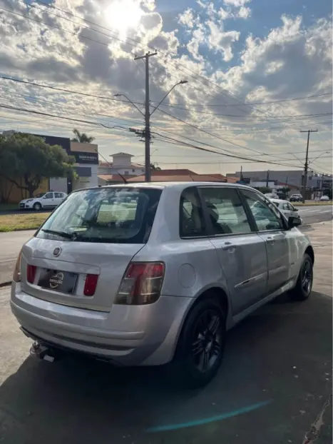 FIAT Stilo 1.8 16V 4P FLEX, Foto 4