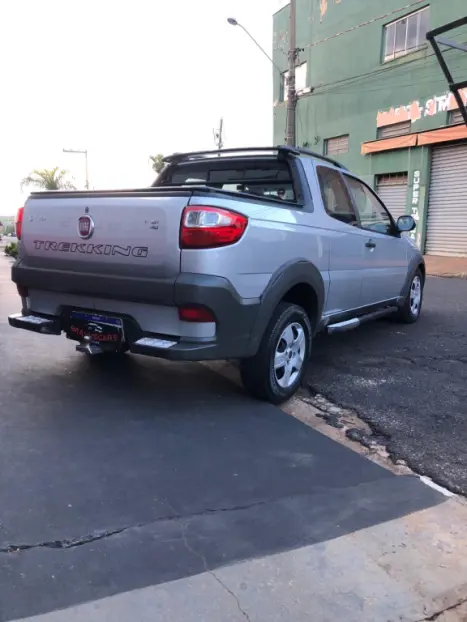 FIAT Strada 1.6 16V FLEX TREKKING CABINE ESTENDIDA, Foto 3