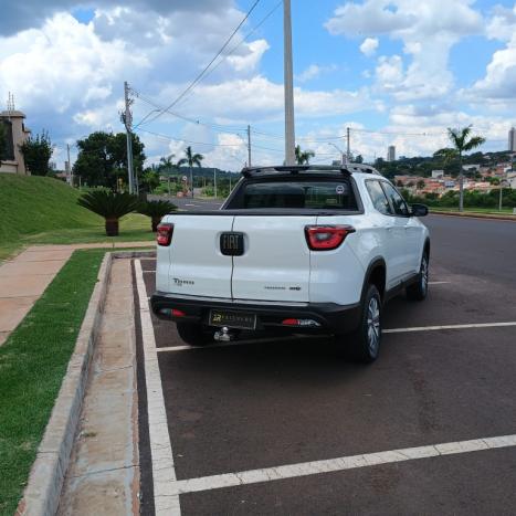 FIAT Toro 1.8 16V 4P FLEX FREEDOM ROAD AUTOMTICO, Foto 9