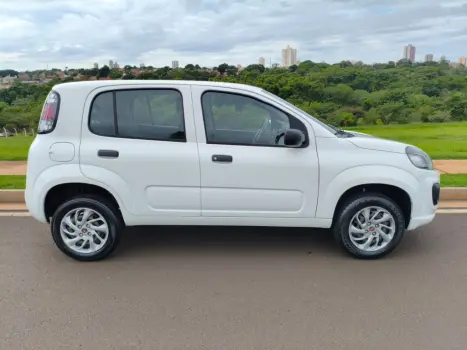 FIAT Uno 1.0 4P FLEX ATTRACTIVE, Foto 6