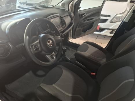 FIAT Uno 1.0 4P FLEX WAY CELEBRATION, Foto 2