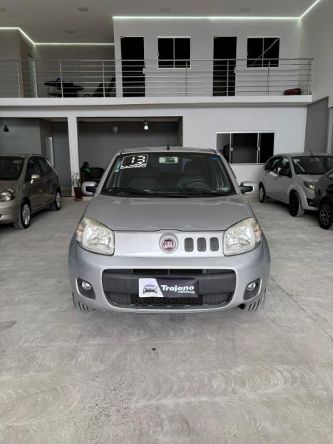 FIAT Uno 1.0 FLEX VIVACE, Foto 2