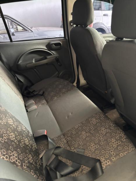 FIAT Uno 1.0 FLEX VIVACE, Foto 8