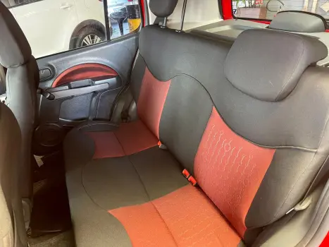 FIAT Uno 1.4 FLEX SPORTING, Foto 7