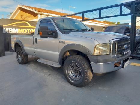 FORD F-250 3.9 XLT SUPER DUTY CABINE SIMPLES DIESEL, Foto 1
