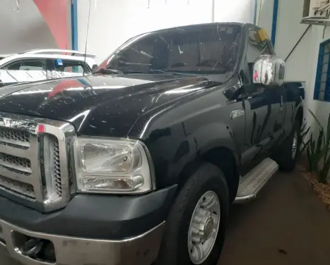 FORD F-250 4.2 XL CABINE SIMPLES, Foto 2