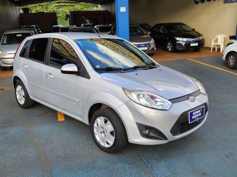 FORD Fiesta Hatch 1.6, Foto 2
