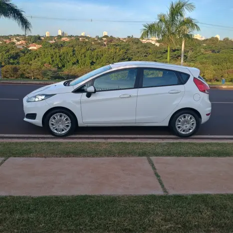 FORD Fiesta Hatch 1.5 16V 4P S FLEX, Foto 11