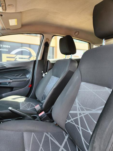 FORD Fiesta Hatch 1.5 16V 4P S FLEX, Foto 6