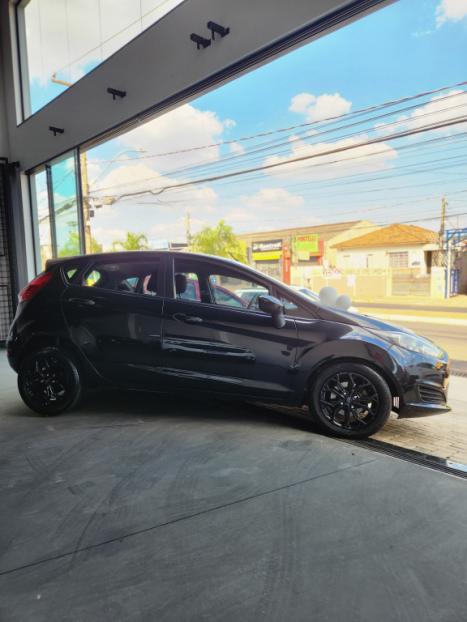 FORD Fiesta Hatch 1.5 16V 4P S FLEX, Foto 6