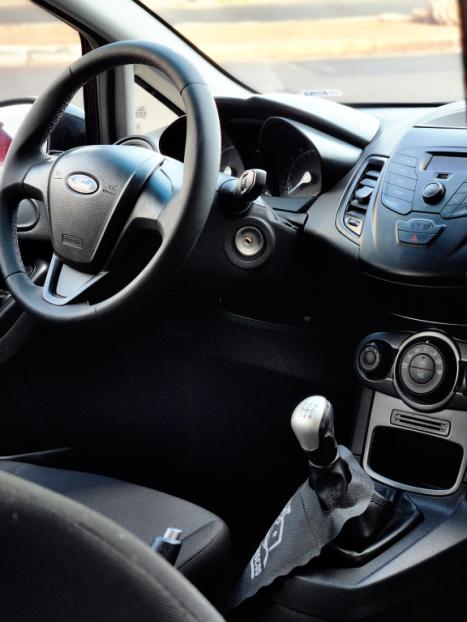 FORD Fiesta Hatch 1.5 16V 4P S FLEX, Foto 8
