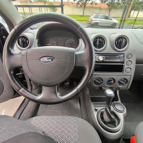 FORD Fiesta Sedan 1.6 4P ROCAM FLEX, Foto 5