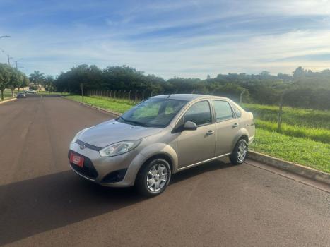 FORD Fiesta Sedan 1.6 4P ROCAM FLEX, Foto 8