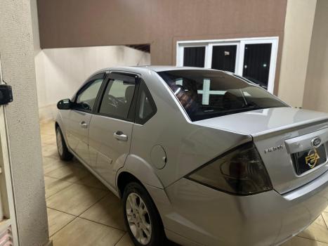 FORD Fiesta Sedan 1.6 4P FLEX, Foto 4
