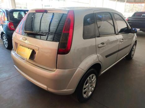 FORD Fiesta Sedan 1.0 4P, Foto 4