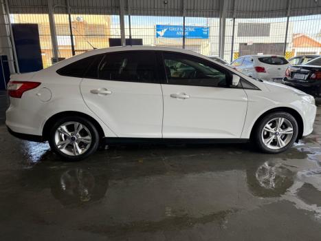 FORD Focus Sedan 2.0 16V 4P FLEX SE POWERSHIFT AUTOMTICO, Foto 6