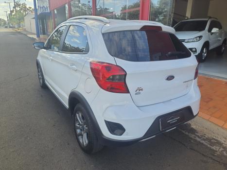 FORD Ka Hatch 1.5 12V 4P TI-VCT FLEX FREESTYLE AUTOMTICO, Foto 5