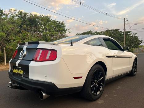 FORD Mustang 3.7 V6 24V COUP AUTOMTICO, Foto 6