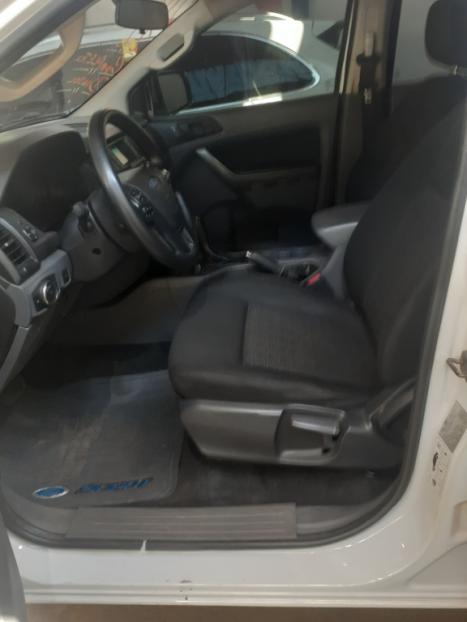 FORD Ranger 2.2 16V 4X4 XL DIESEL CABINE DUPLA, Foto 2