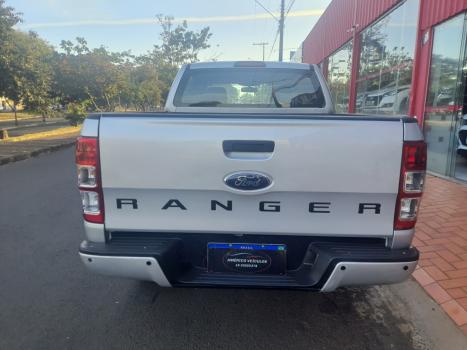 FORD Ranger 2.2 16V 4X4 XL DIESEL CABINE DUPLA, Foto 6