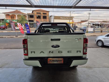 FORD Ranger 2.5 16V FLEX XLS CABINE DUPLA, Foto 4