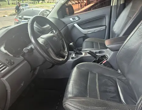 FORD Ranger 3.2 20V XLT 4X4 CABINE DUPLA TURBO DIESEL AUTOMTICO, Foto 7