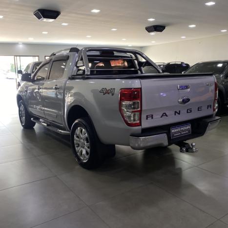 FORD Ranger 3.2 20V XLT 4X4 CABINE DUPLA TURBO DIESEL AUTOMTICO, Foto 8