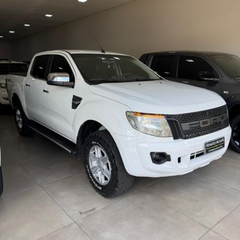 FORD Ranger 3.2 20V XLT 4X4 CABINE DUPLA TURBO DIESEL AUTOMTICO, Foto 3