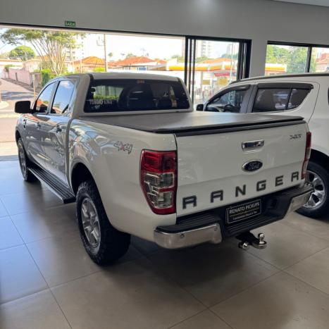 FORD Ranger 3.2 20V XLT 4X4 CABINE DUPLA TURBO DIESEL AUTOMTICO, Foto 4