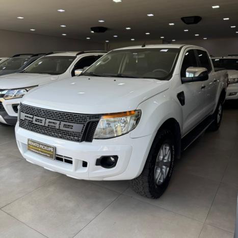 FORD Ranger 3.2 20V XLT 4X4 CABINE DUPLA TURBO DIESEL AUTOMTICO, Foto 5
