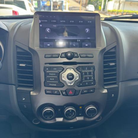 FORD Ranger 3.2 20V XLT 4X4 CABINE DUPLA TURBO DIESEL AUTOMTICO, Foto 15
