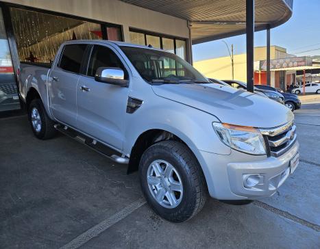 FORD Ranger 3.2 20V XLT 4X4 CABINE DUPLA TURBO DIESEL AUTOMTICO, Foto 2